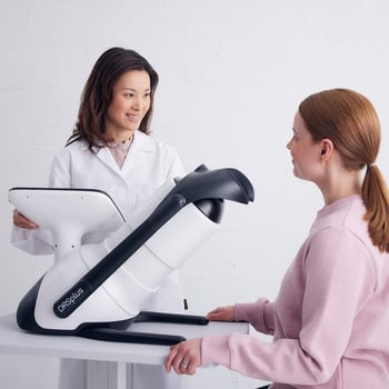 iCare_DRSplus_doctor_and_woma1_discussing_3_1080x1080-768x768